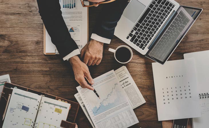 Leading Bank Embraces Data Discovery to Transform its Compliance Governance