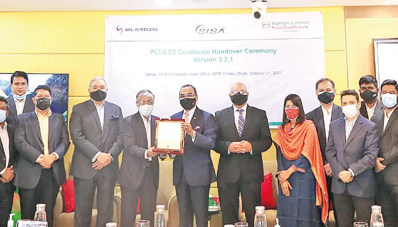 Mutual Trust Bank Limited receives PCI DSS Compliance certificate from SISA
